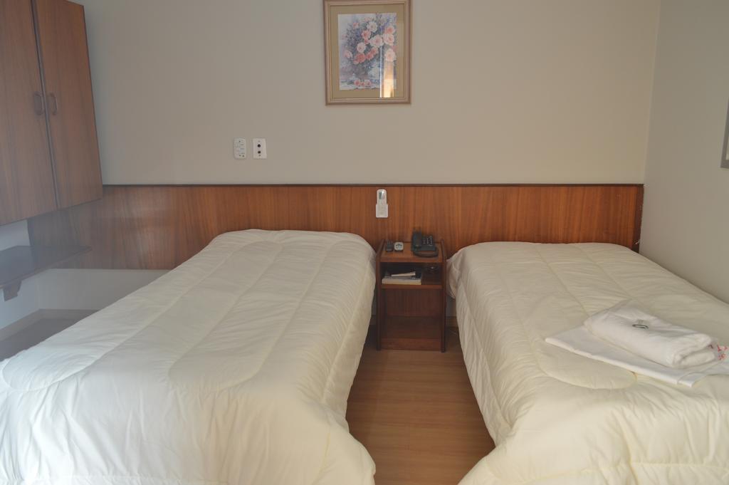 Hotel Chantilly Presidente Prudente Bilik gambar