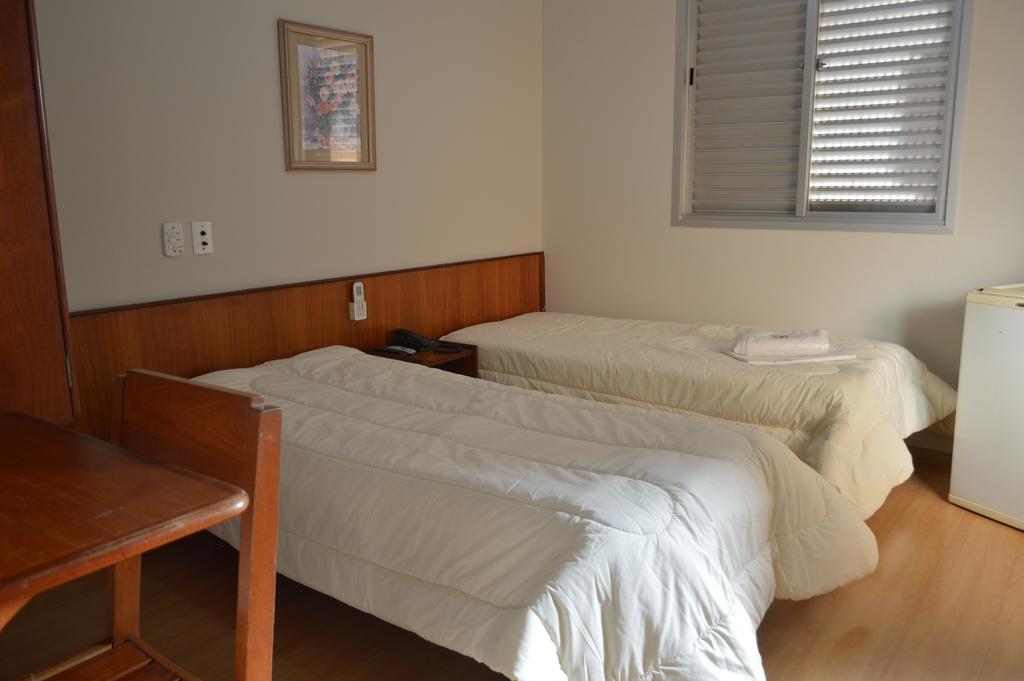Hotel Chantilly Presidente Prudente Bilik gambar